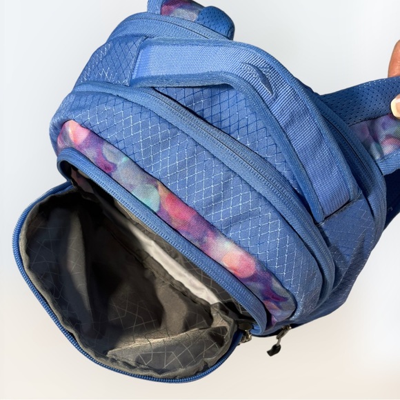 High Sierra Heavyweight Backpack - Picture 4 of 16